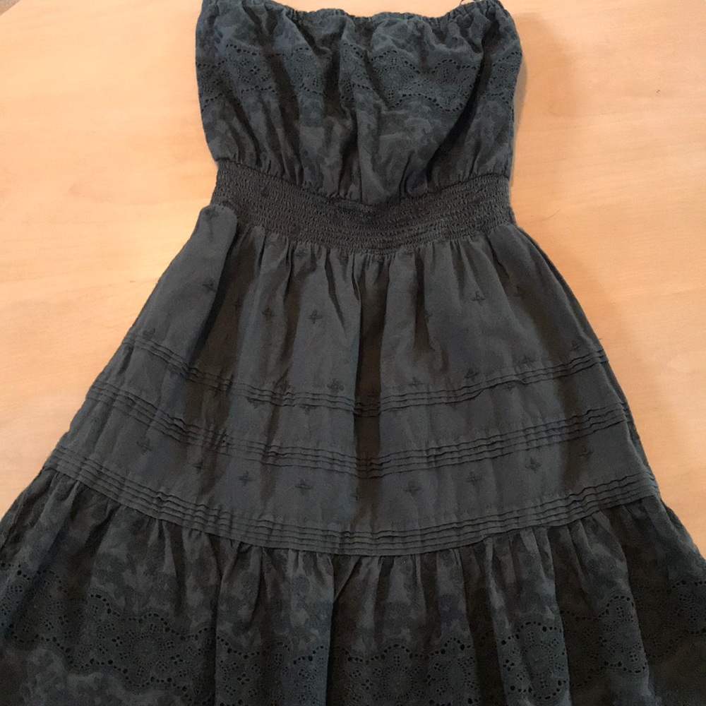GAP xs summer strapless dress! EUC.